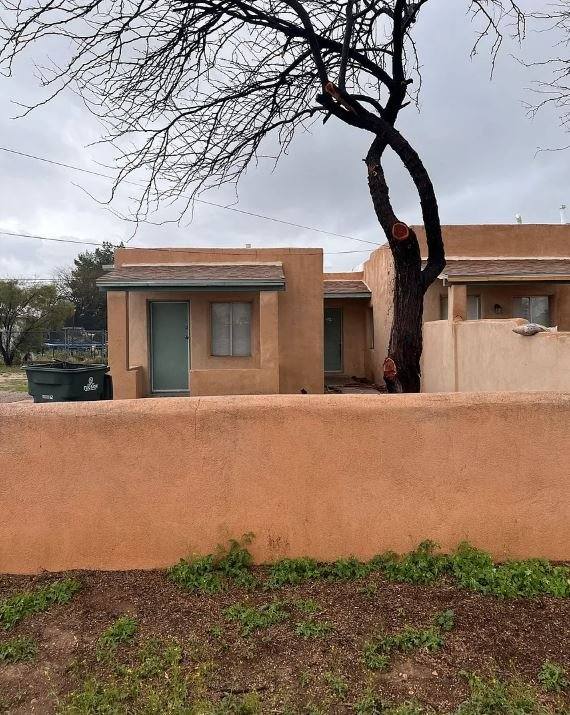 Townhouse for rent at 204 E Palmdale St, Tucson, AZ 85714