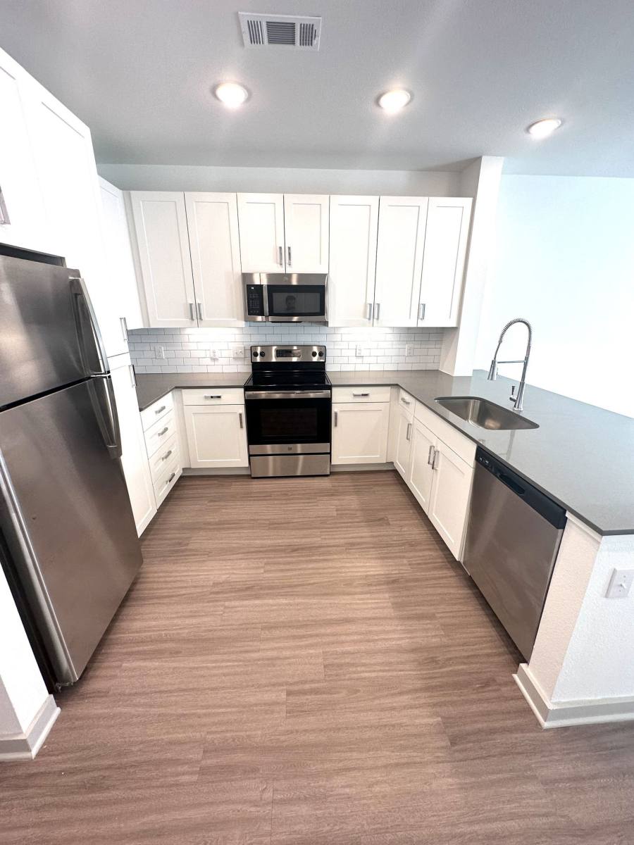 Apartment for rent at 2001 Plateau Vista Blvd #B1, Round Rock, TX 78665