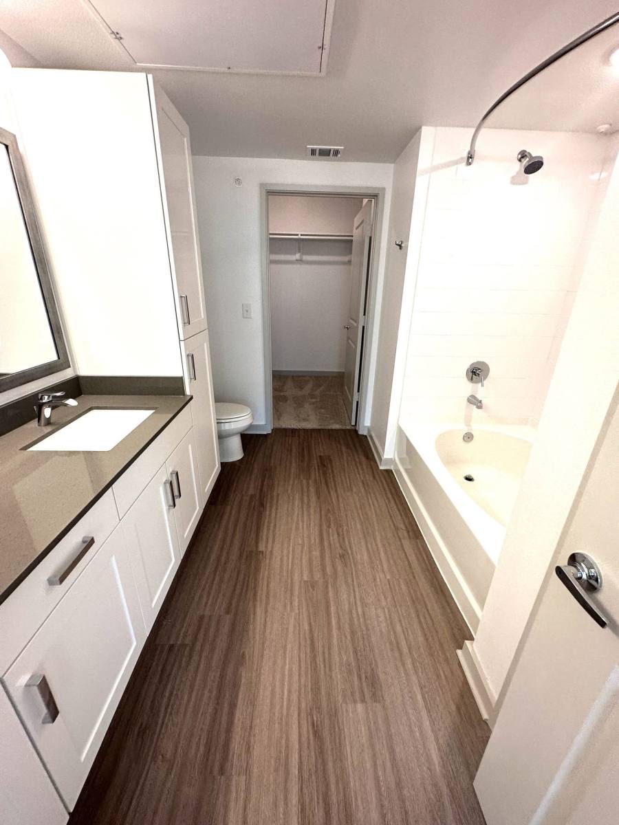 Apartment for rent at 2001 Plateau Vista Blvd #B1, Round Rock, TX 78665