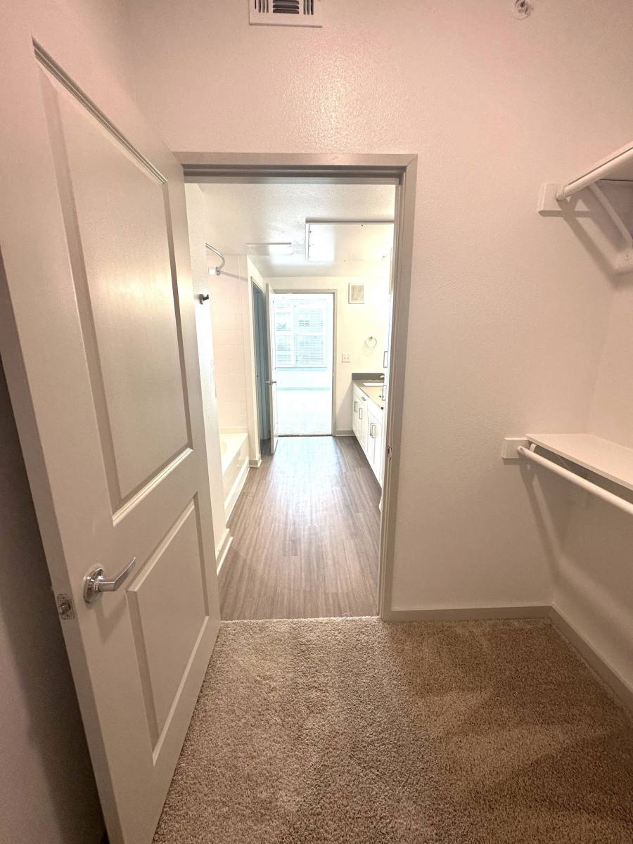 Apartment for rent at 2001 Plateau Vista Blvd #B1, Round Rock, TX 78665