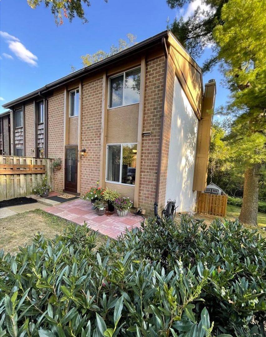 Townhouse for rent at 6510 Overheart Lane, Columbia, MD 21045