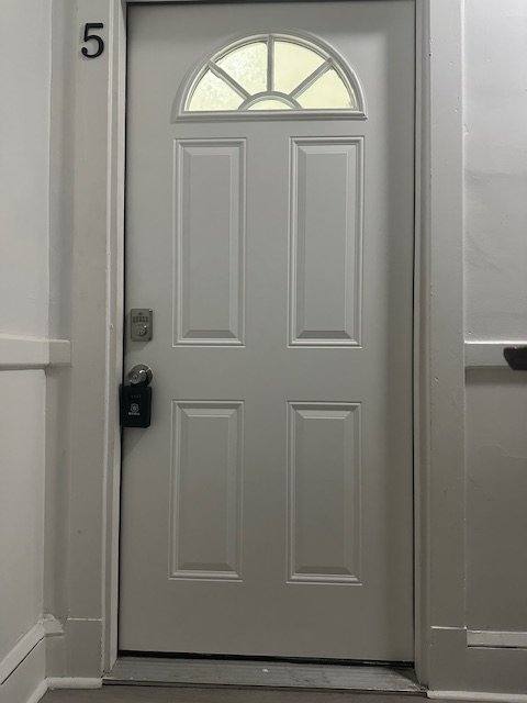 Apartment for rent at 2700 Roslyn Ave #5, Baltimore, MD 21216