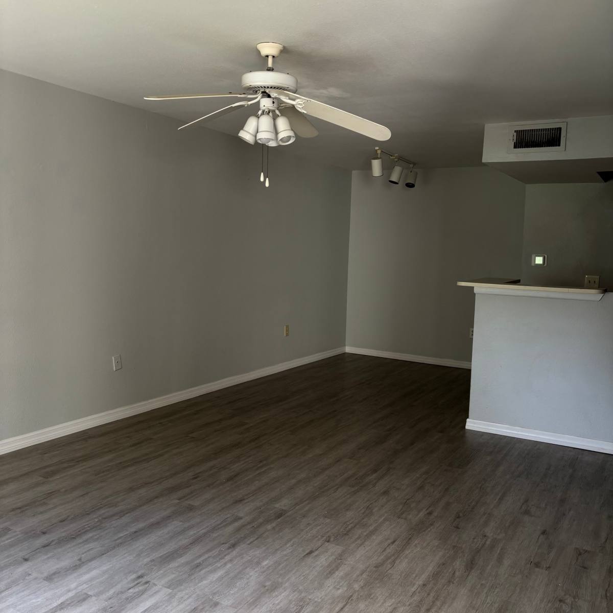 Apartment for rent at 3036 Parkway Blvd #204, Kissimmee, FL 34747