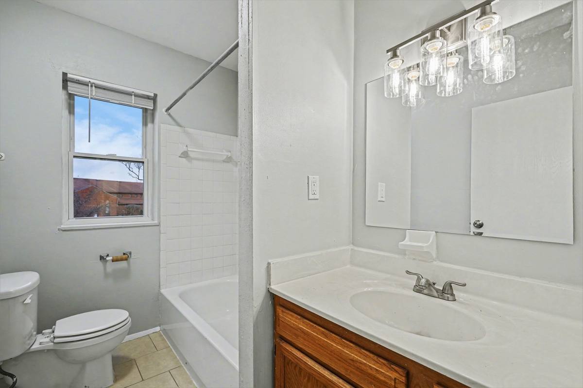 Apartment for rent at 564 Glenwood Ave #24, Cincinnati, OH 45229