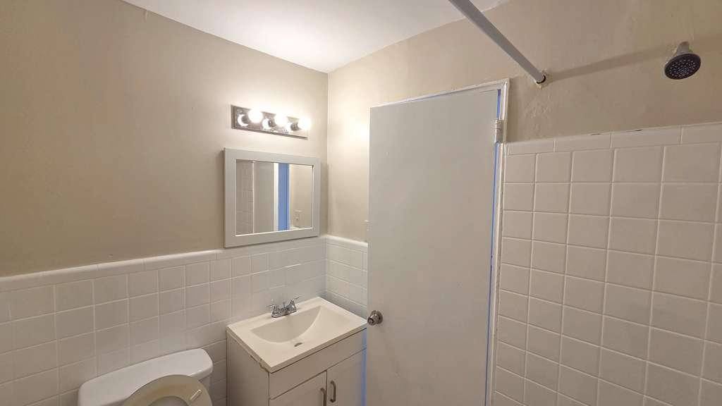 Apartment for rent at 5846 N Marvine St #A10, Philadelphia, PA 19141