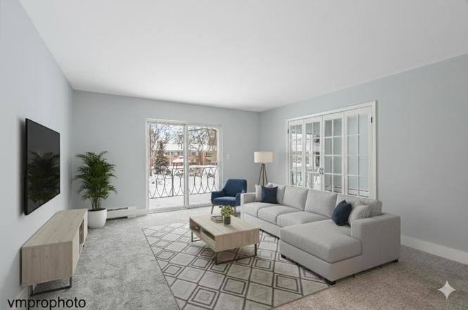 Apartment for rent at 707 E Falcon Dr #207, Arlington Heights, IL 60005
