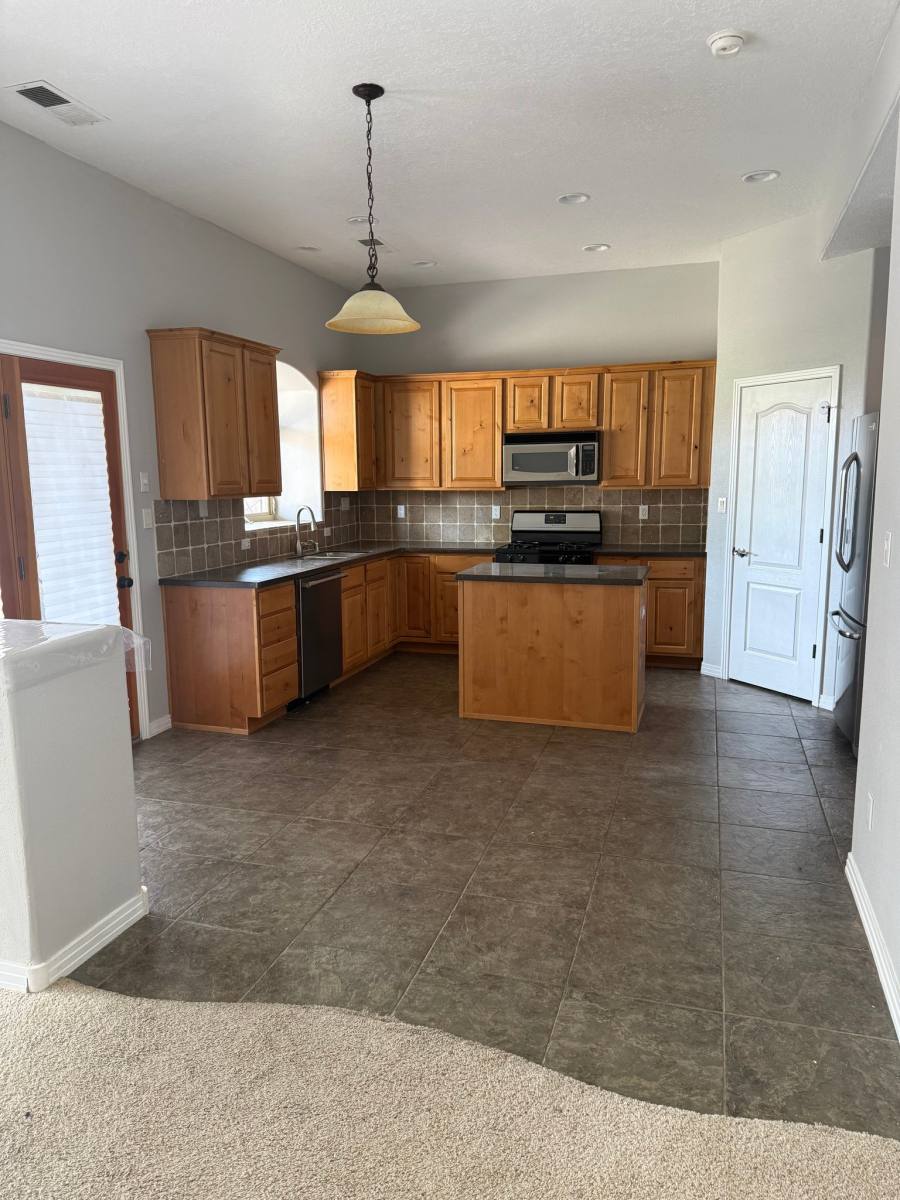 House for rent at 4852 Petra Pointe Circle NW, Albuquerque, NM 87120