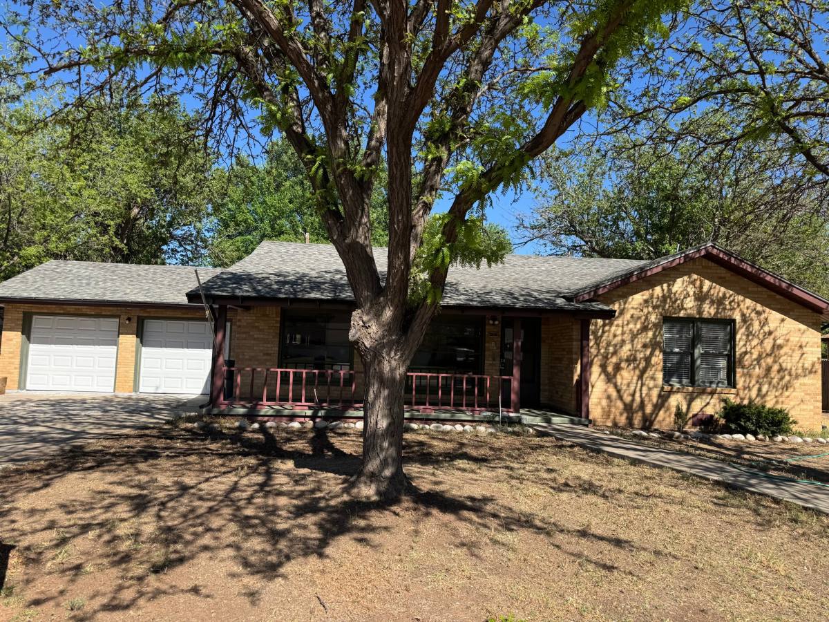 House for rent at 1219 S Bryan St, Amarillo, TX 79102