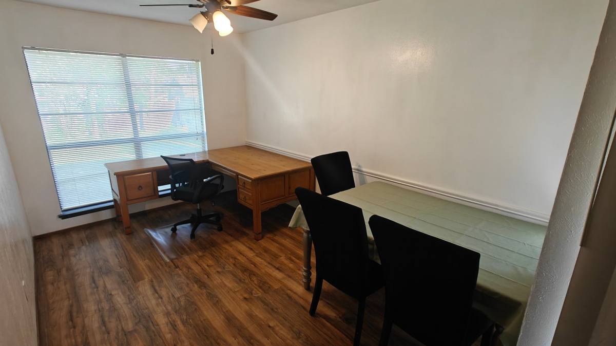 House for rent at 2705 Treeview Dr, Arlington, TX 76016