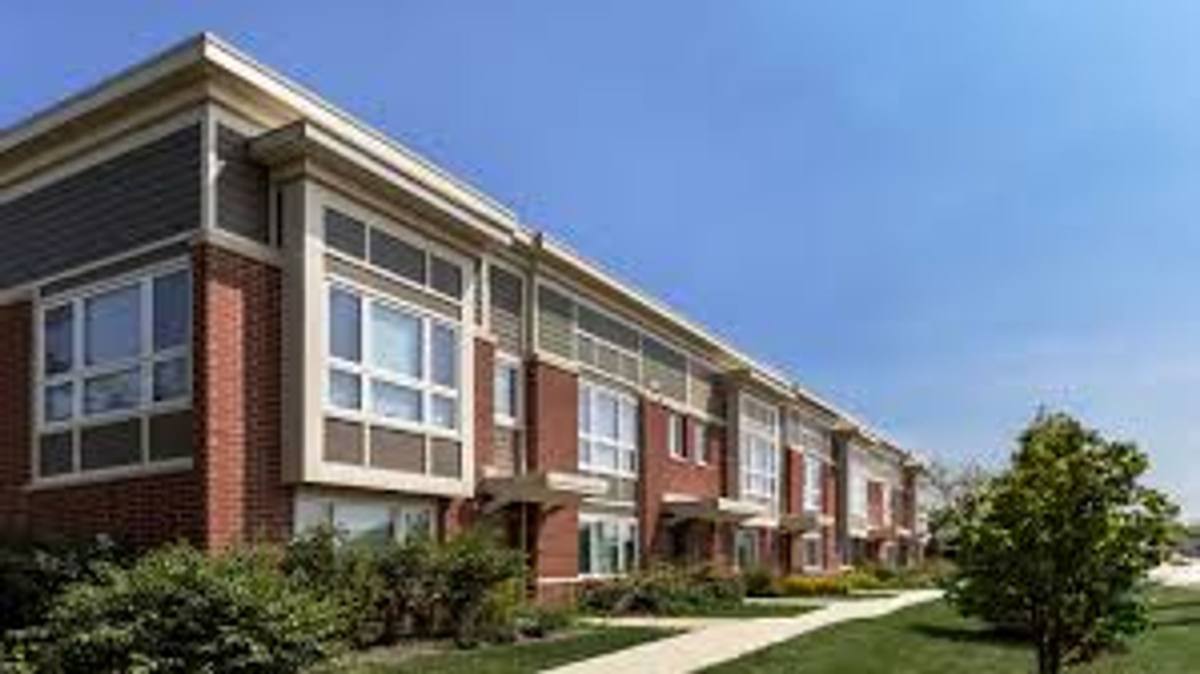 Apartment for rent at 3345 Sanders Rd, Northbrook, IL 60062
