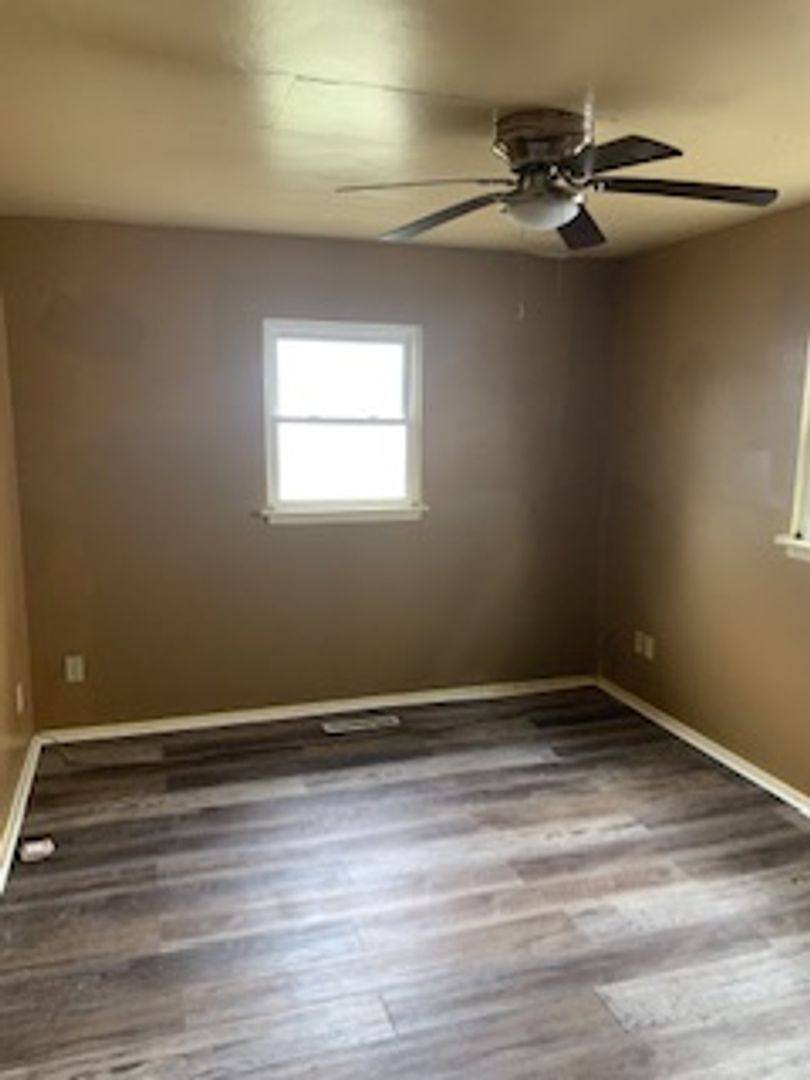 Apartment for rent at 225 Miriam, Waterloo, IA 50702