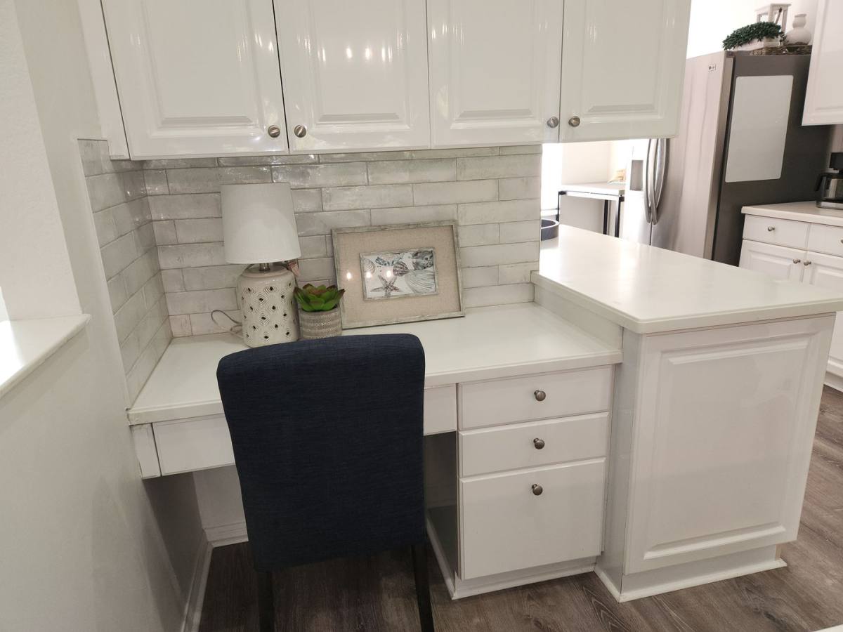 Apartment for rent at 6503 Fairway Gardens Dr, Bradenton, FL 34203