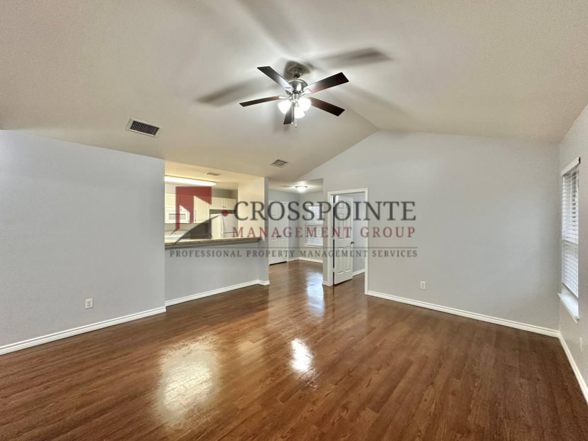 Townhouse for rent at 8904 County Rd, Tyler, TX 75707