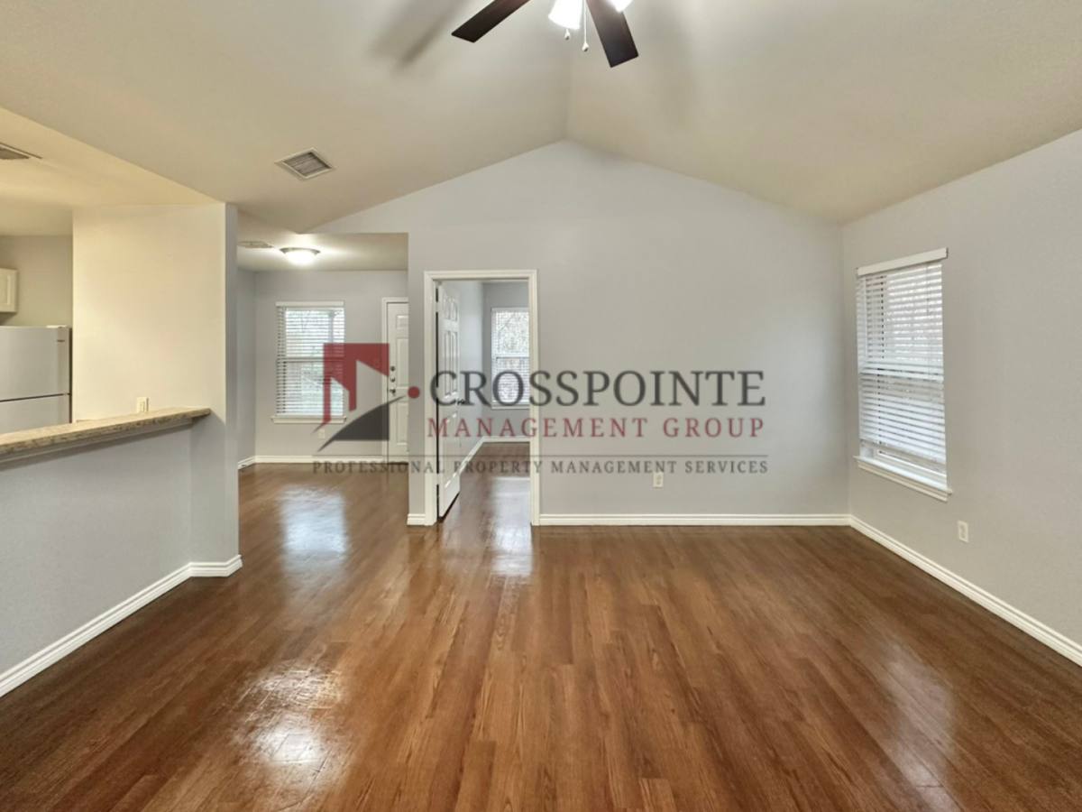 Townhouse for rent at 8904 County Rd, Tyler, TX 75707