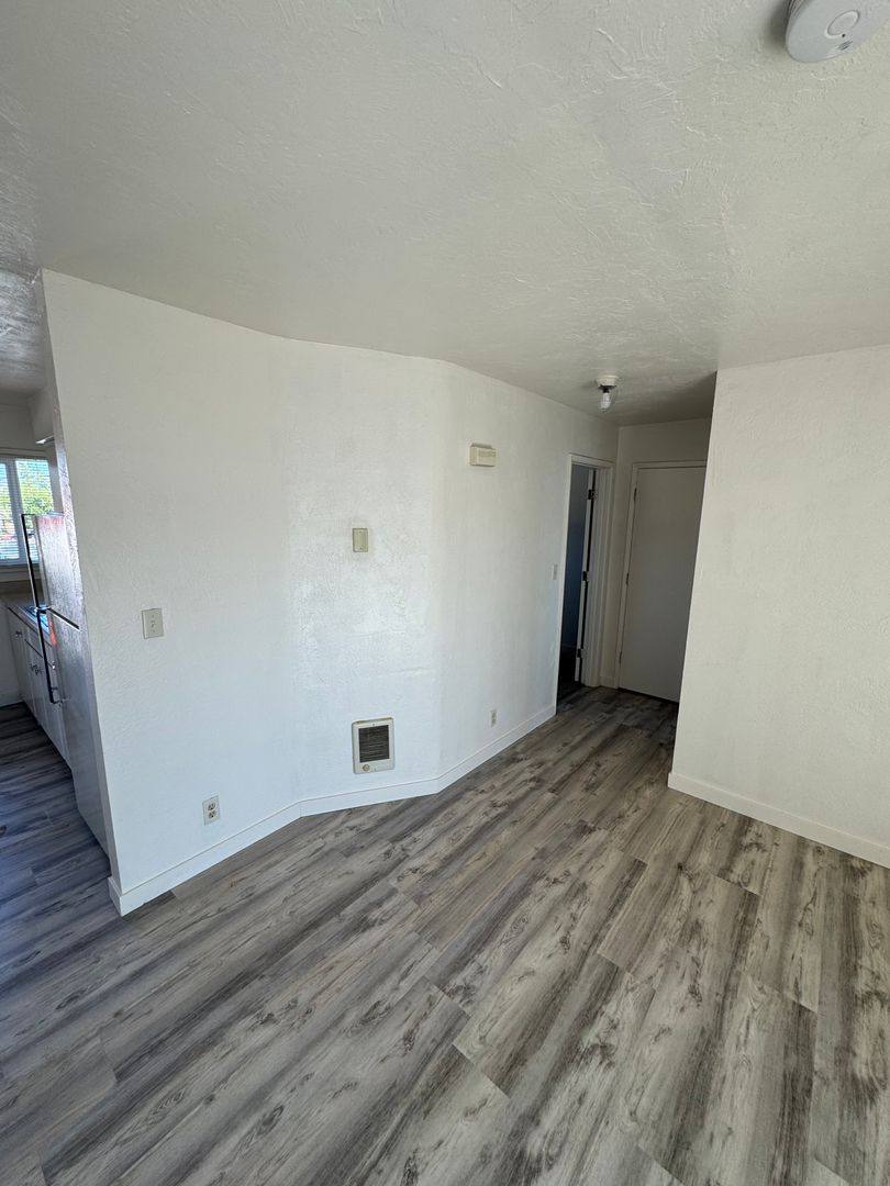 Apartment for rent at 1445 W 6th Ave, Eugene, OR 97402