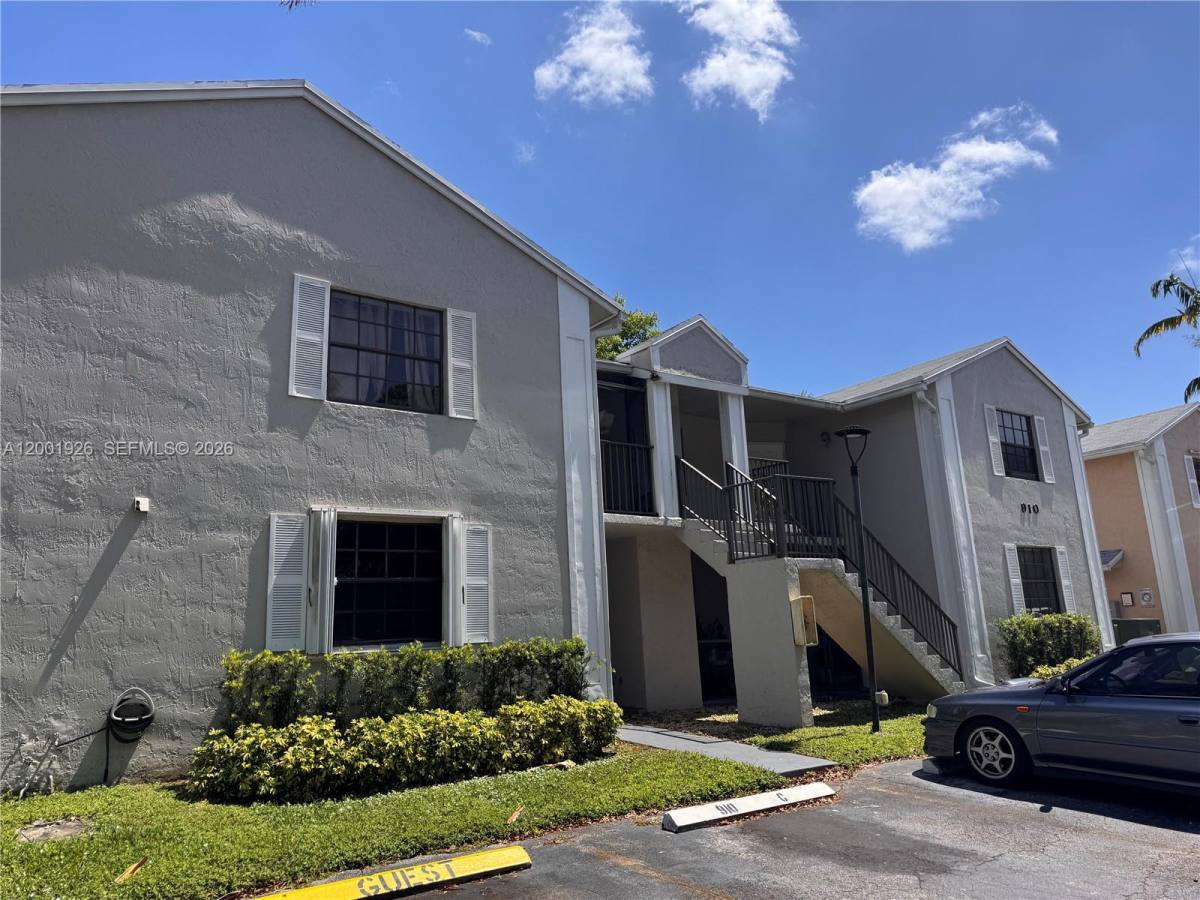 Apartment for rent at 910 Constitution Dr #910C, Homestead, FL 33034