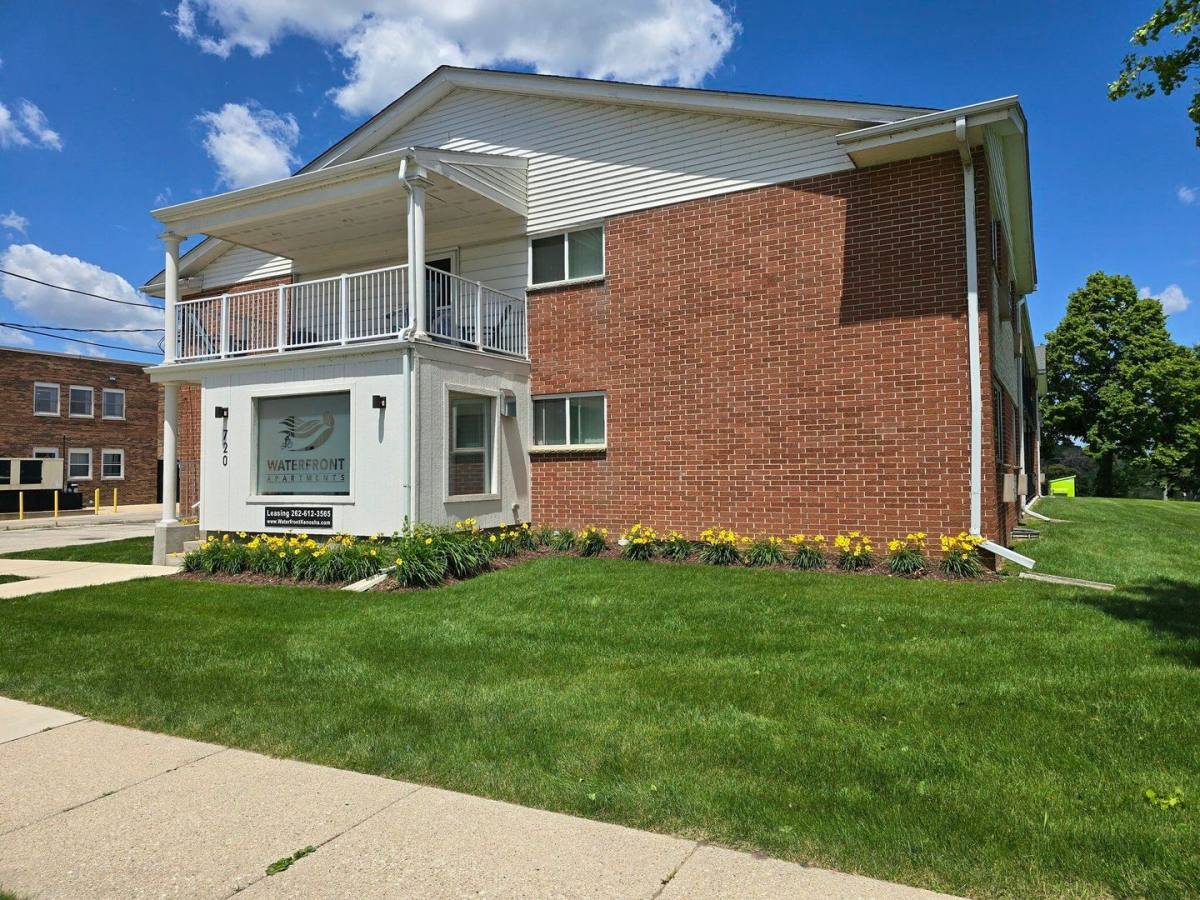 Apartment for rent at 720 35th St, Kenosha, WI 53140