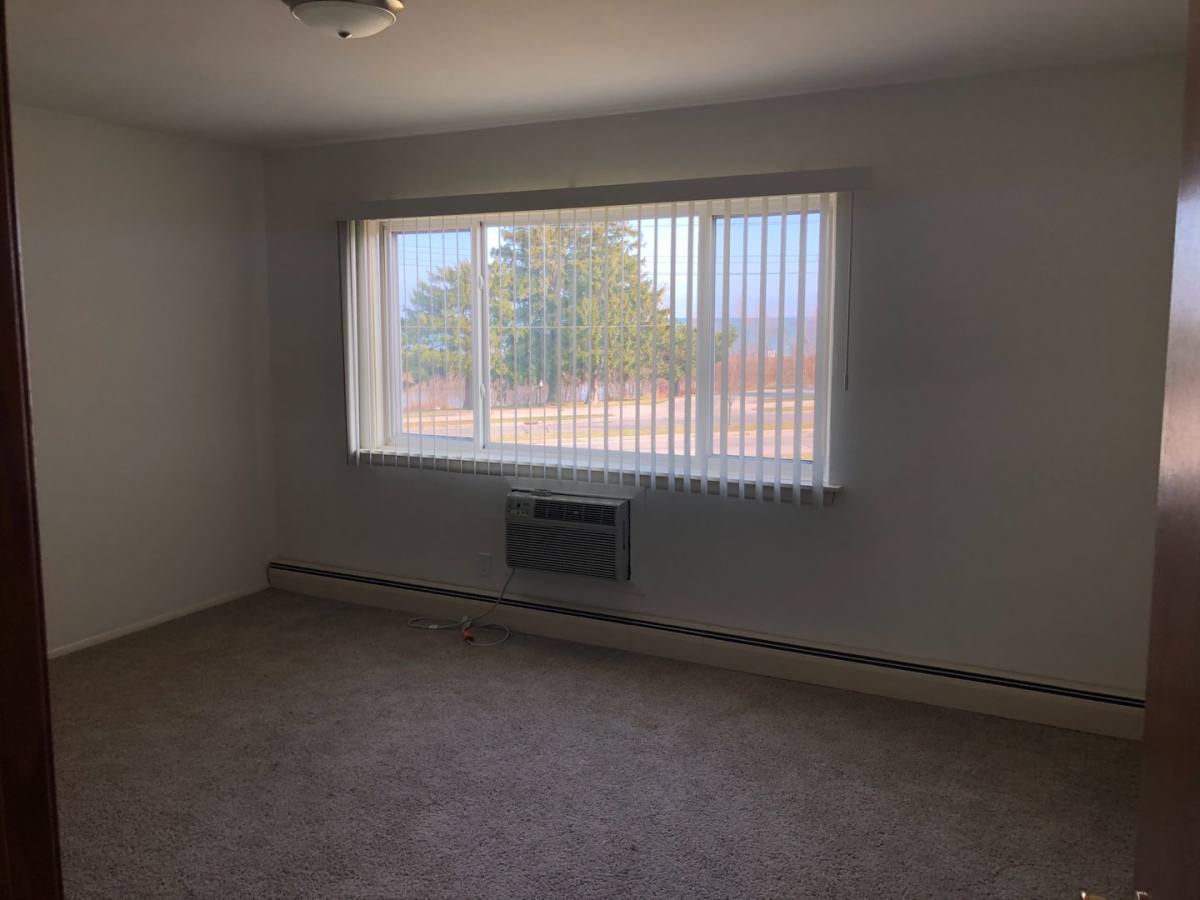 Apartment for rent at 720 35th St, Kenosha, WI 53140