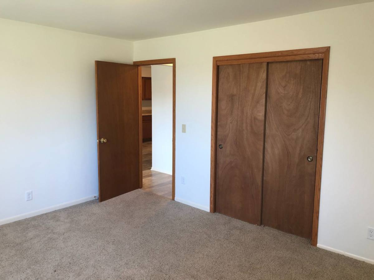 Apartment for rent at 720 35th St, Kenosha, WI 53140