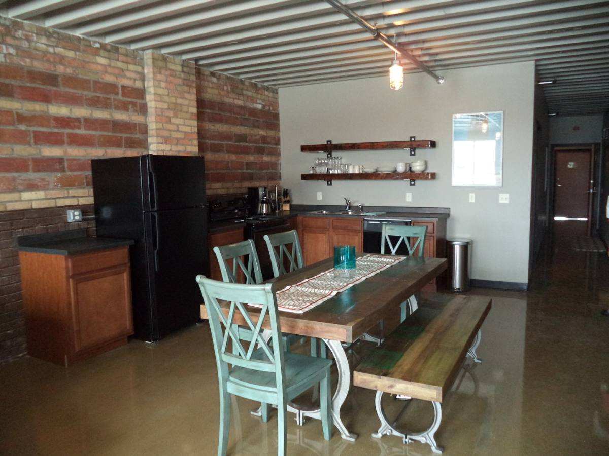 Apartment for rent at 30 NE 1st St, Minot, ND 58703