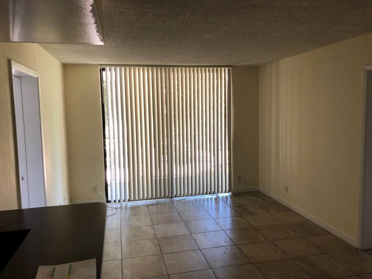 Apartment for rent at 744 Executive Center Dr, West Palm Beach, FL 33401