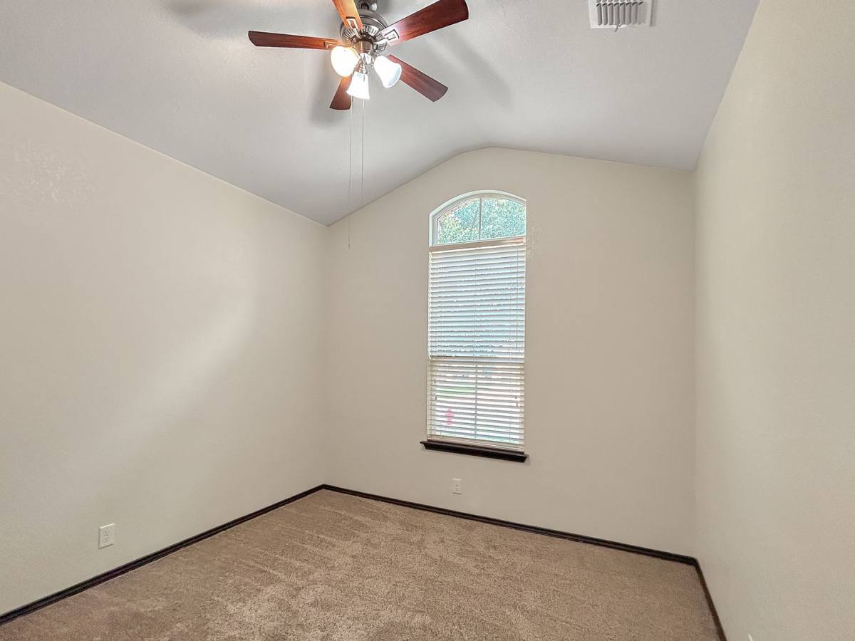 House for rent at 13820 Blakeville, San Antonio, TX 78233