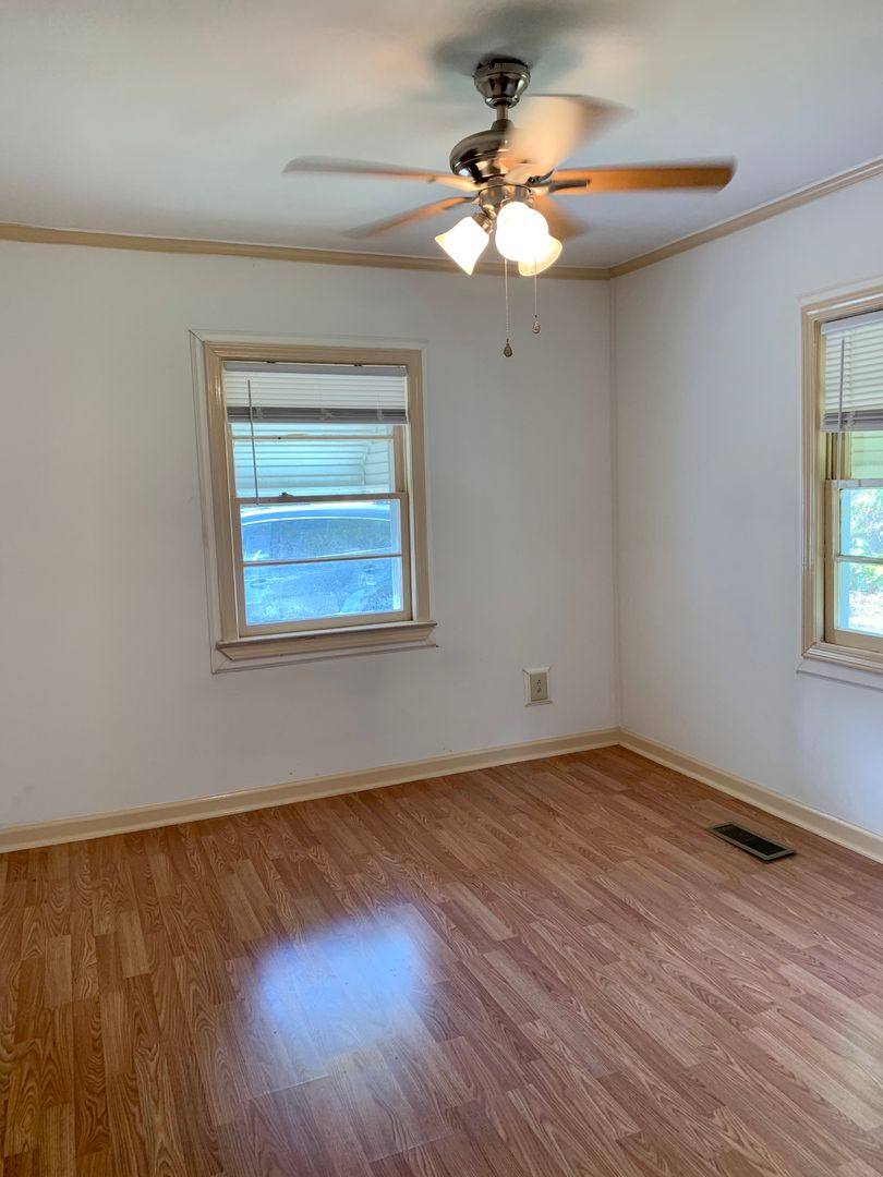 House for rent at 1409 Bay St, Morehead City, NC 28557