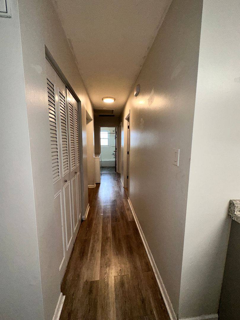 Apartment for rent at 121 Waterfill Ave, Lawrenceburg, KY 40342