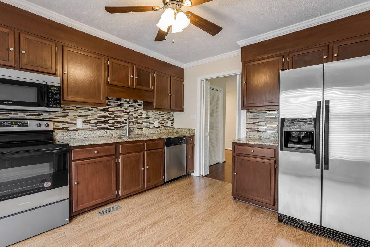House for rent at 6837 Woodmark Dr, Fayetteville, NC 28314