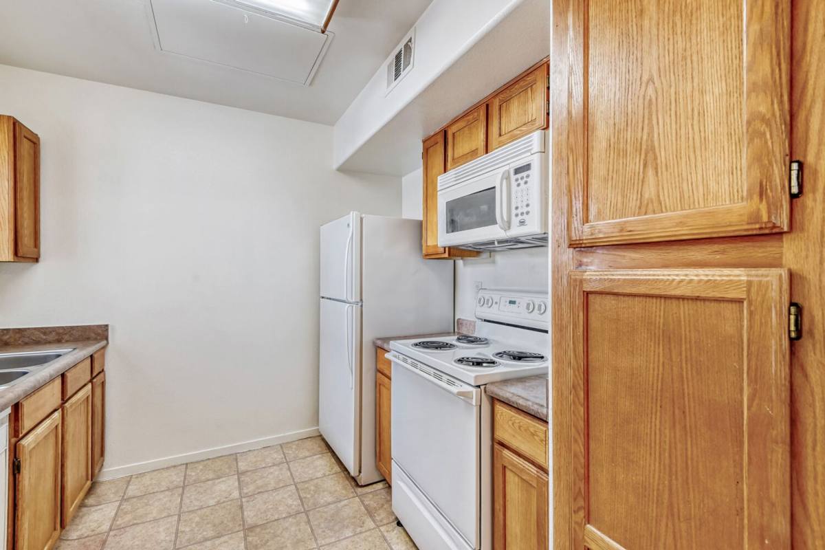 Condo for rent at 7255 Sunset Rd, Las Vegas, NV 89113