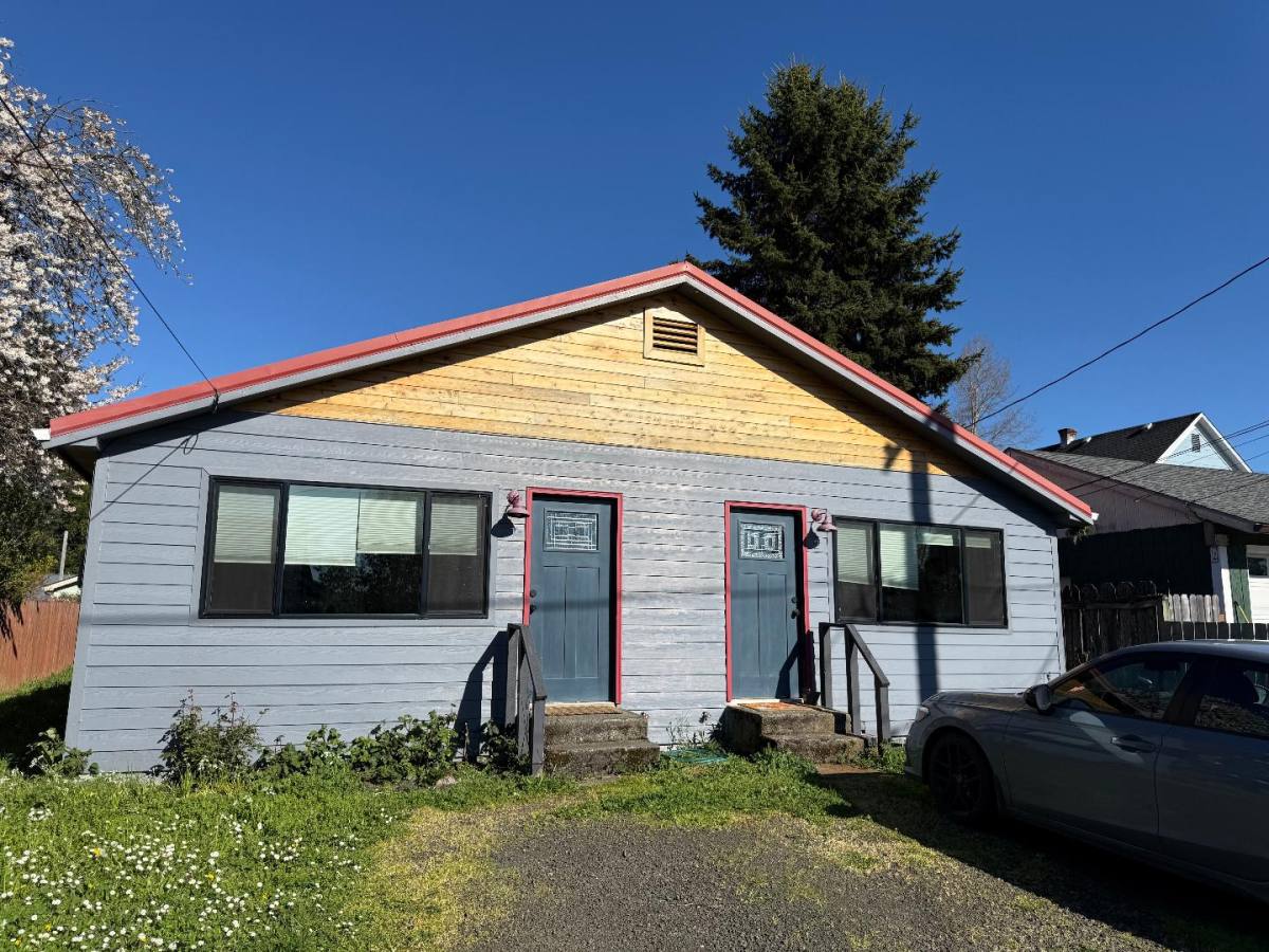 Apartment for rent at 231 A St #1, Myrtle Point, OR 97458