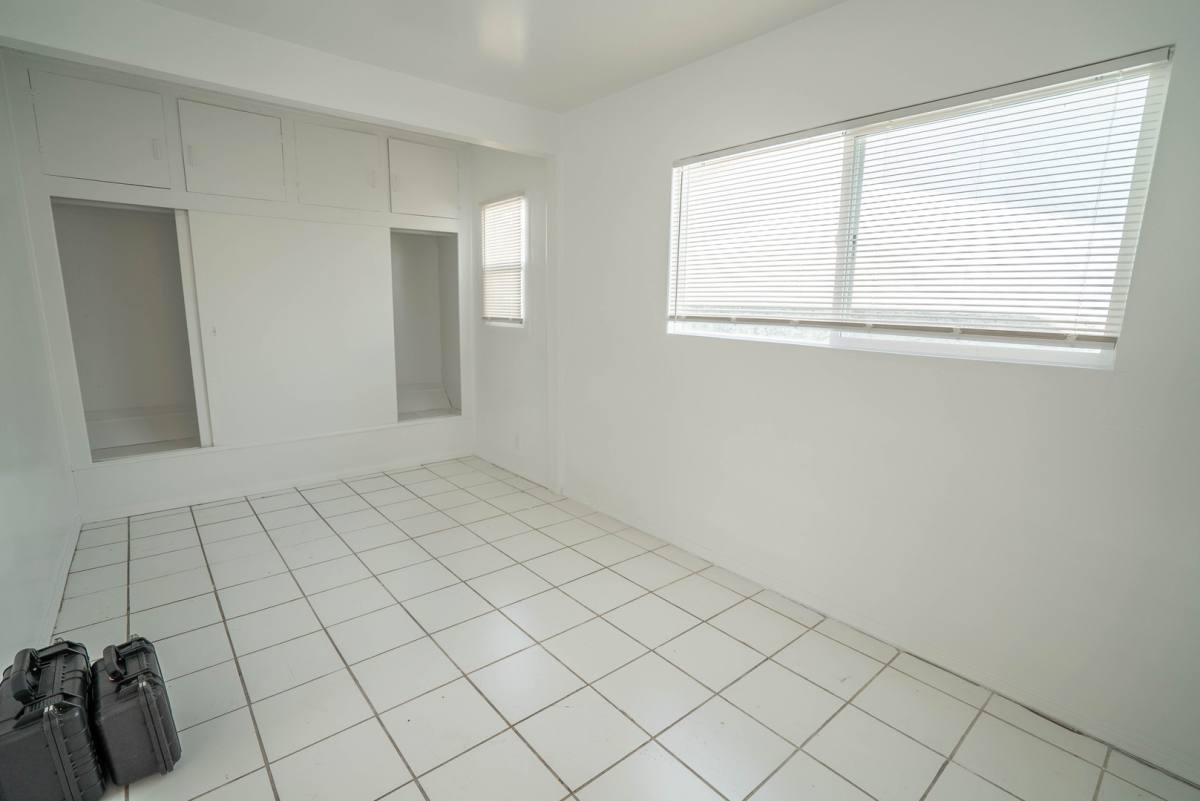 House for rent at 24012 Arch St, Newhall, CA 91321