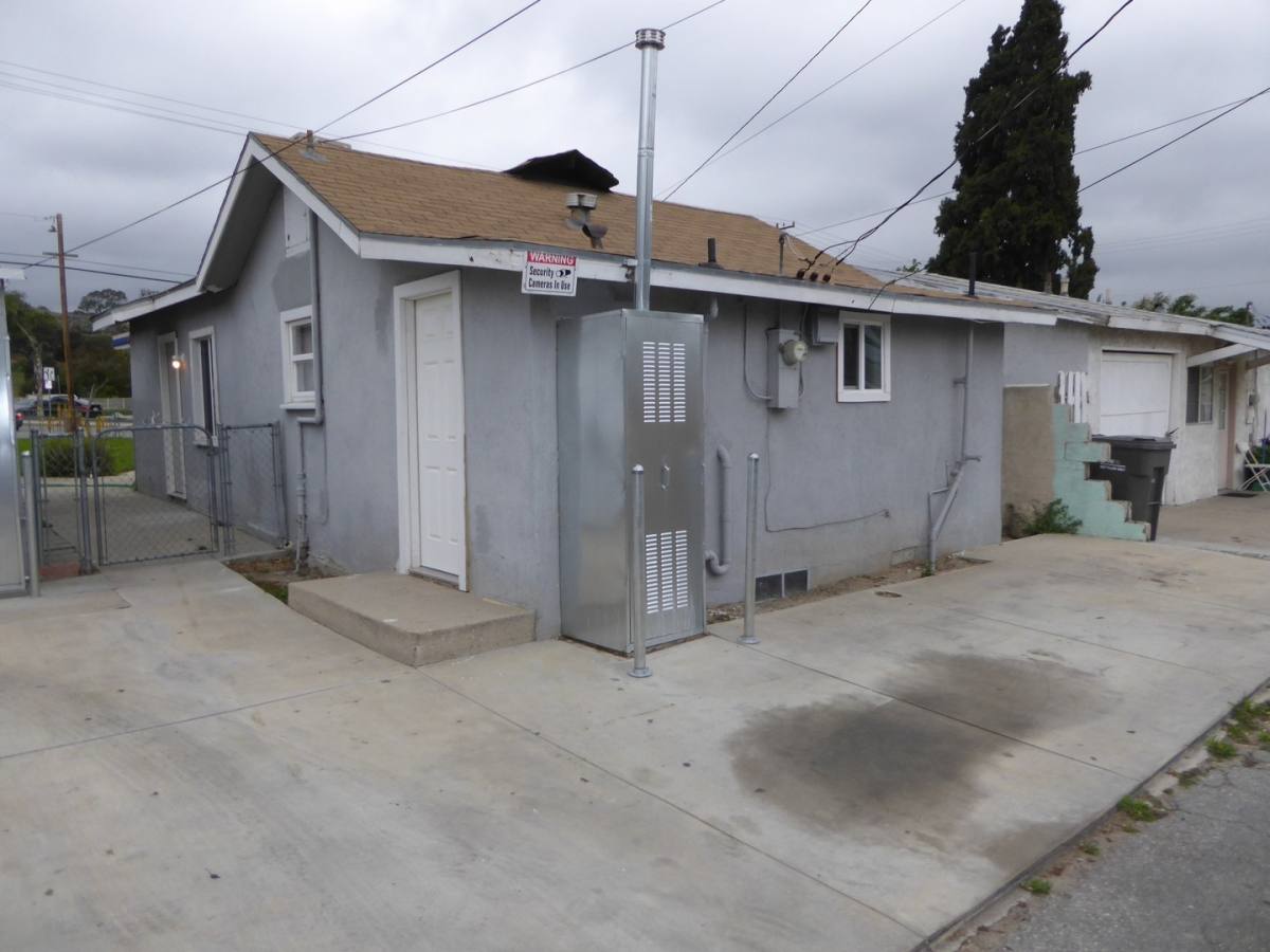 House for rent at 24012 Arch St, Newhall, CA 91321
