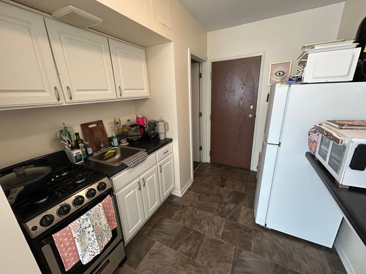Apartment for rent at 1819 N Cambridge Ave, Milwaukee, WI 53202