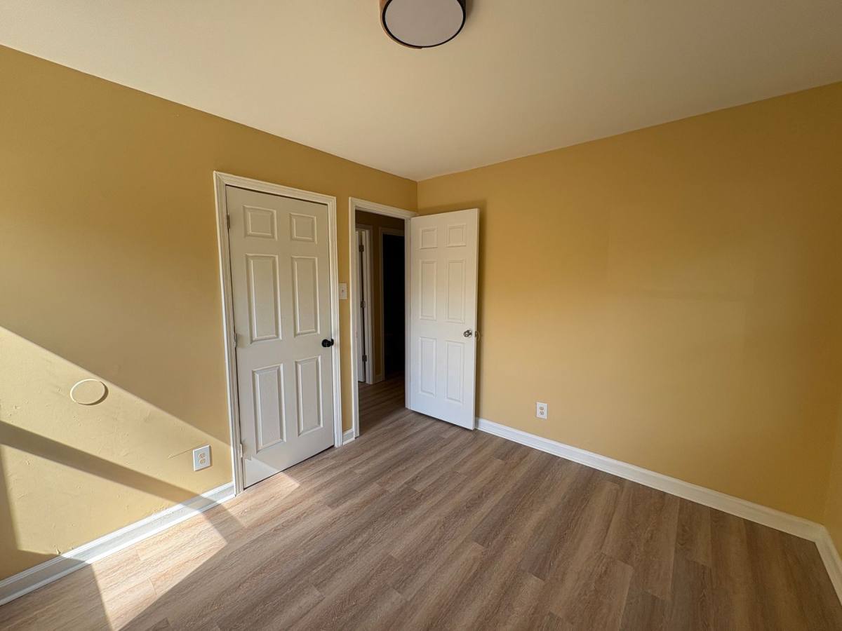House for rent at 800 Carrington Dr, Charlotte, NC 28214