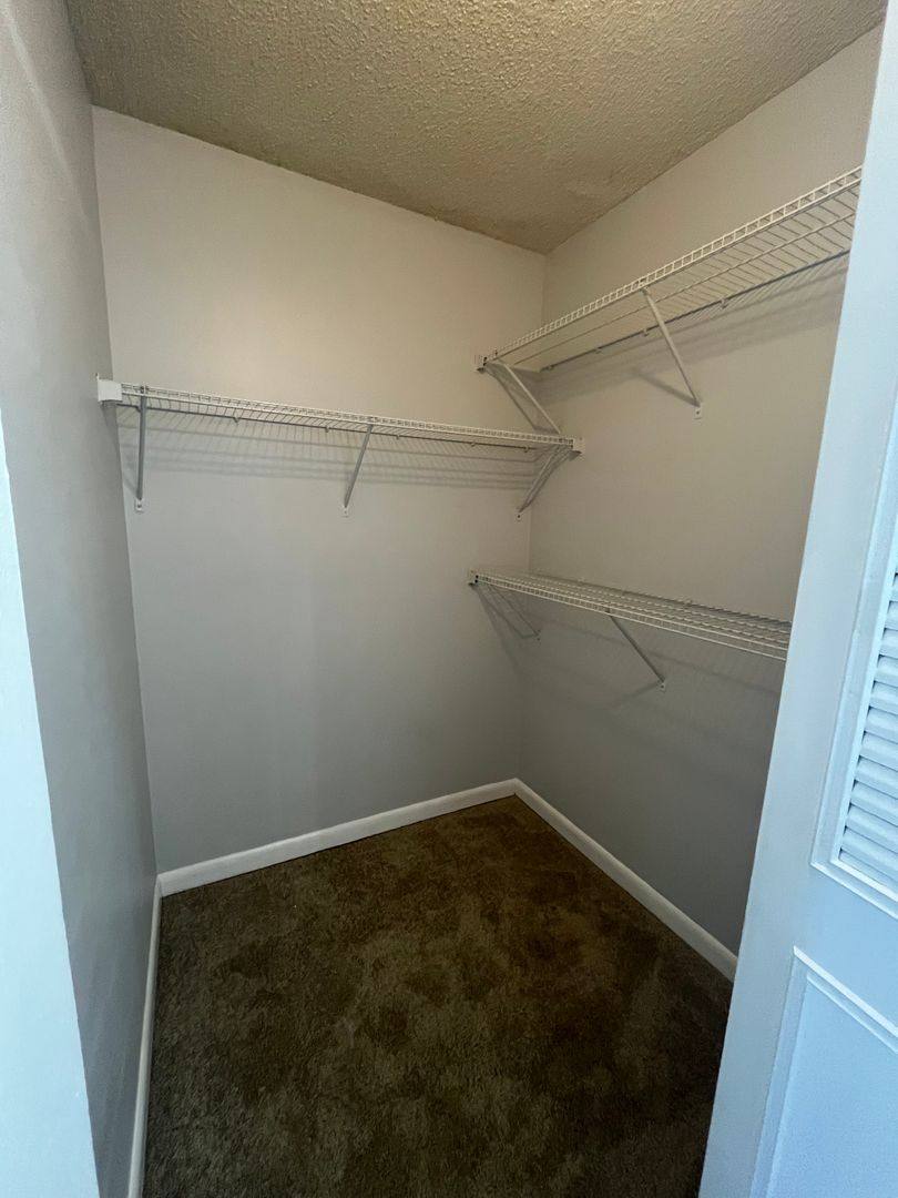 Apartment for rent at 718 Executive Center Dr, West Palm Beach, FL 33401