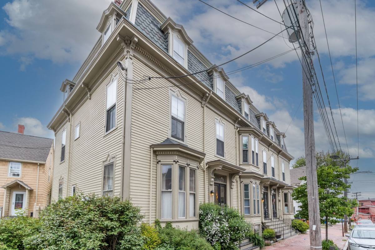 Apartment for rent at 256 Vaughan St, Portland, ME 04102