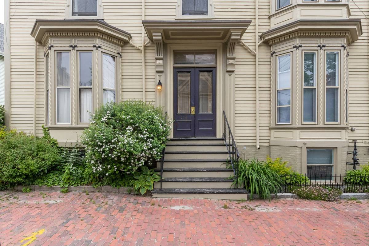 Apartment for rent at 256 Vaughan St, Portland, ME 04102