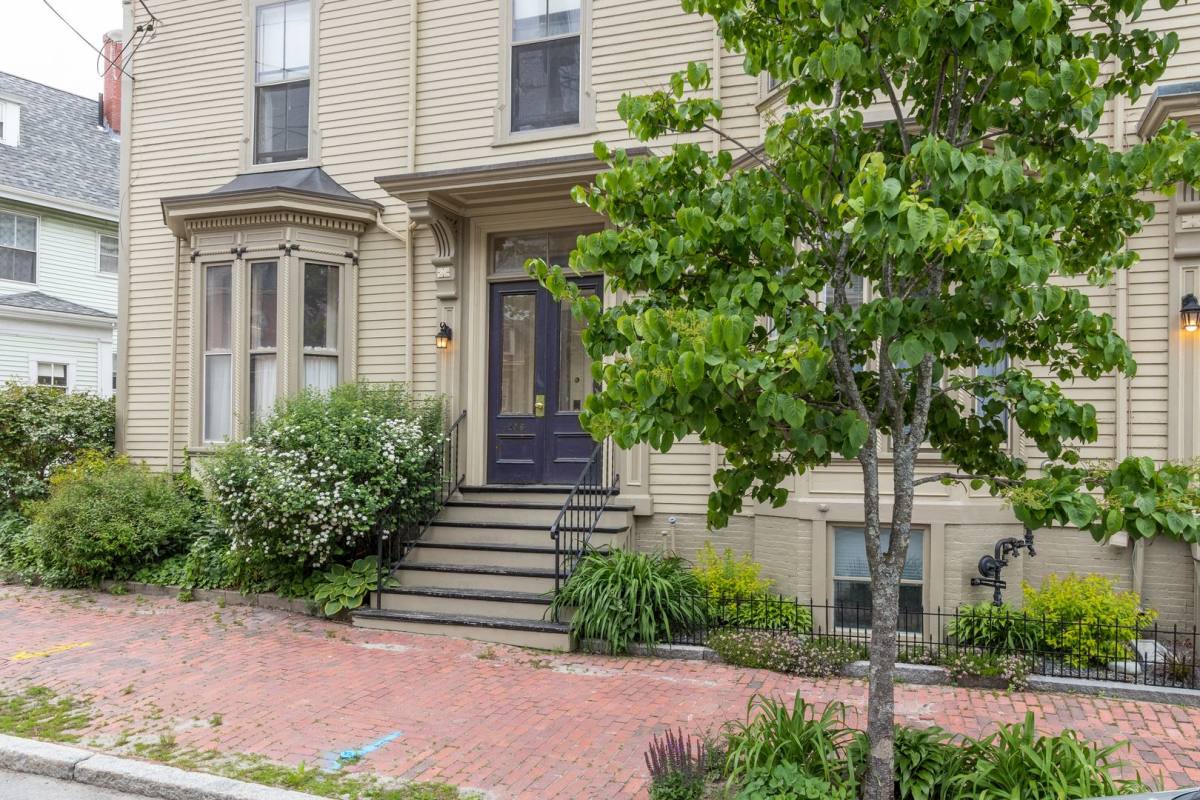 Apartment for rent at 256 Vaughan St, Portland, ME 04102