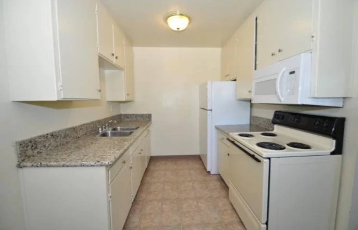 Apartment for rent at 12330 Ninth St, Poway, CA 92064