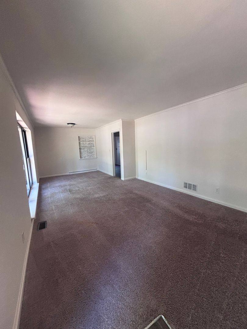 House for rent at 701 Vanderbrook Rd, Charlotte, NC 28215