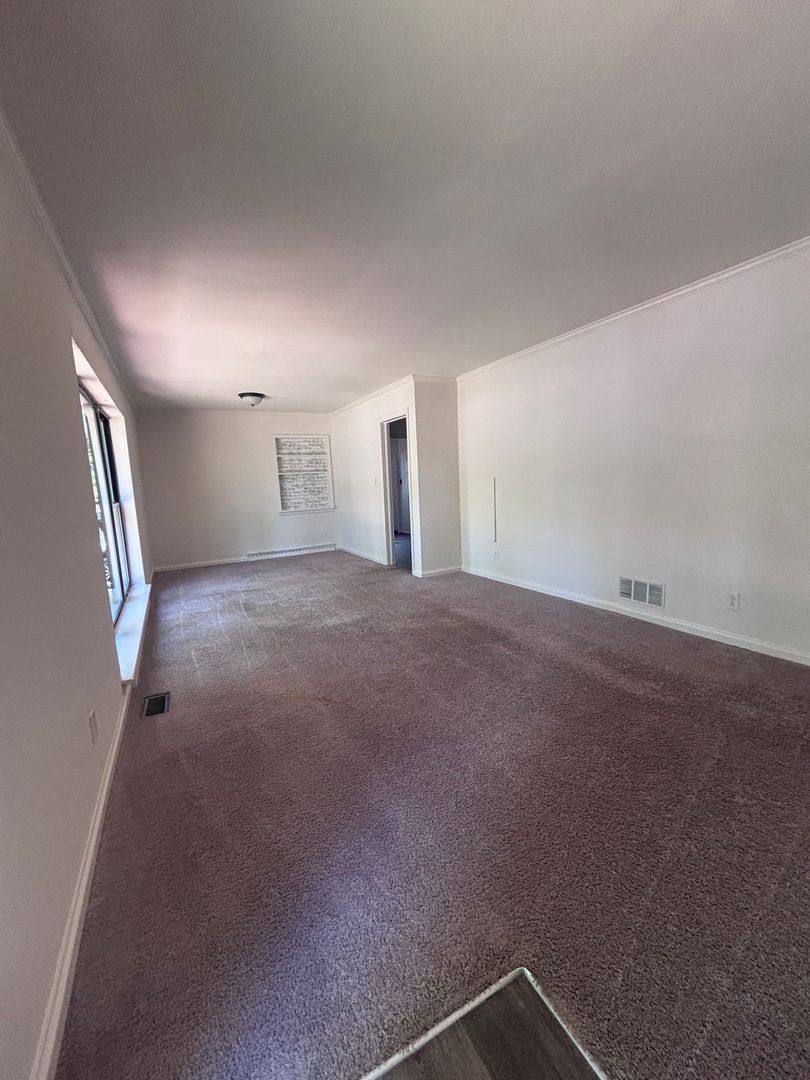 House for rent at 701 Vanderbrook Rd, Charlotte, NC 28215