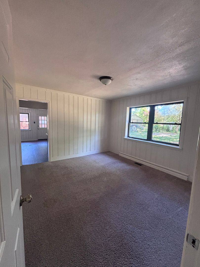 House for rent at 701 Vanderbrook Rd, Charlotte, NC 28215