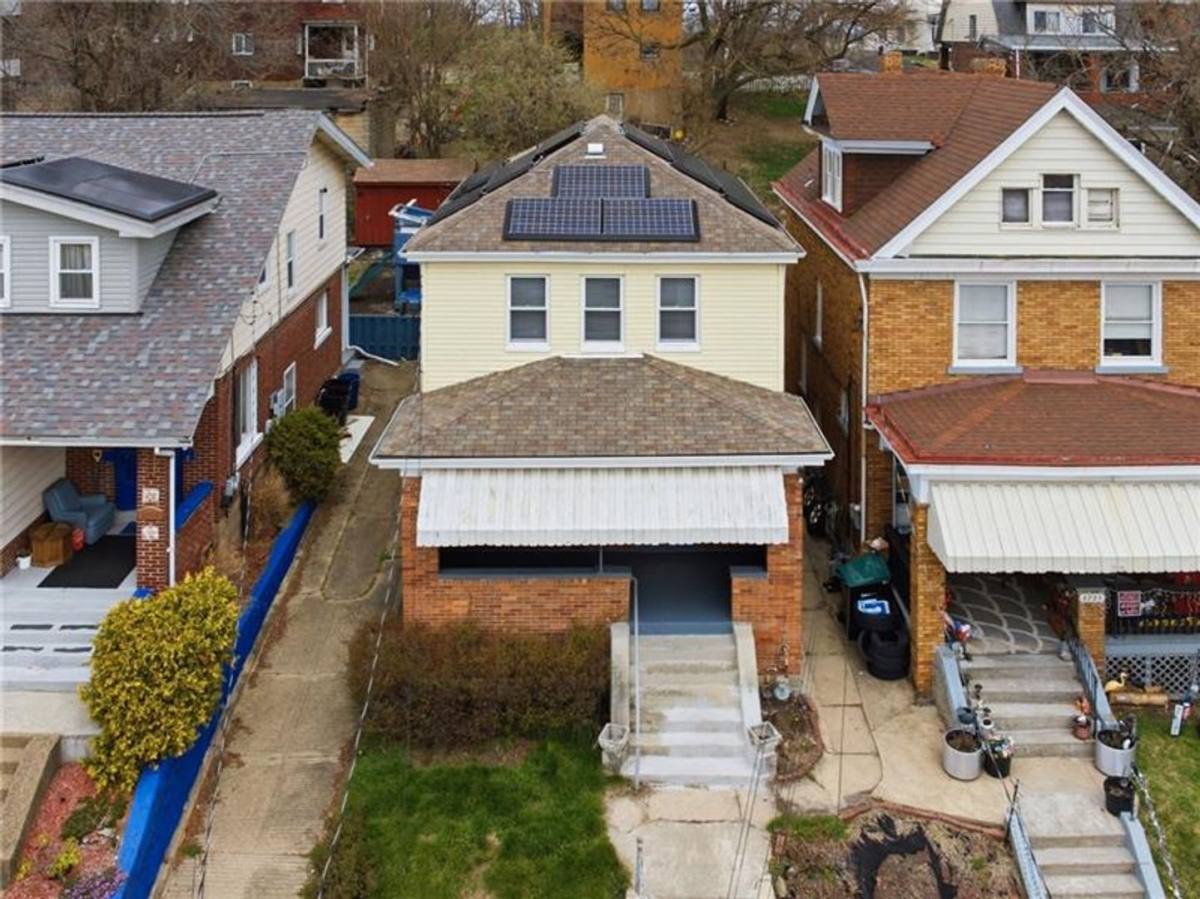 House for rent at 2721 Pyramid Ave, Pittsburgh, PA 15227