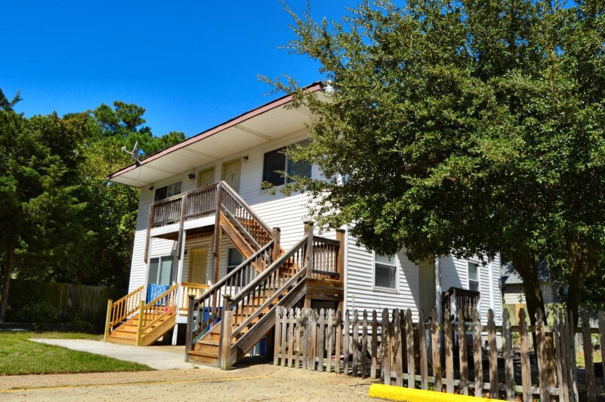 Apartment for rent at 9617 11th Bay St, Norfolk, VA 23518