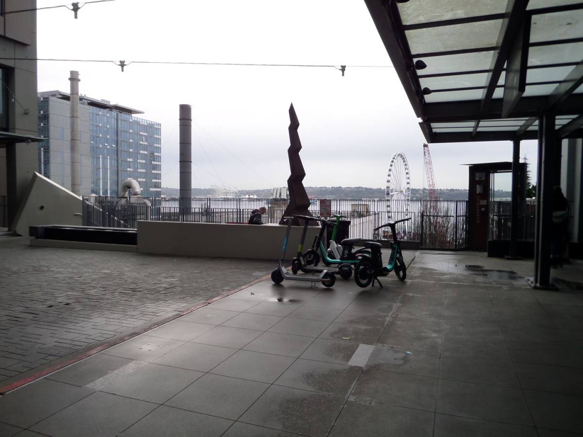 Condo for rent at 98 Union St, Seattle, WA 98101