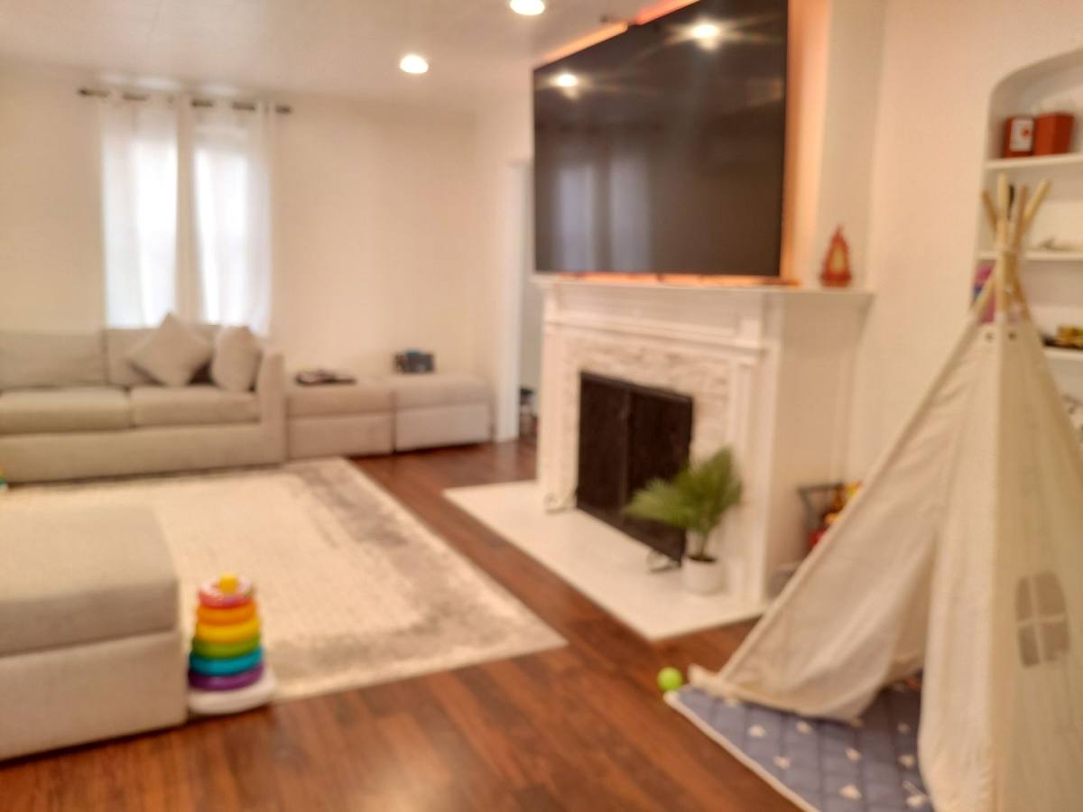 House for rent at 3015 N 5th St, Harrisburg, PA 17110