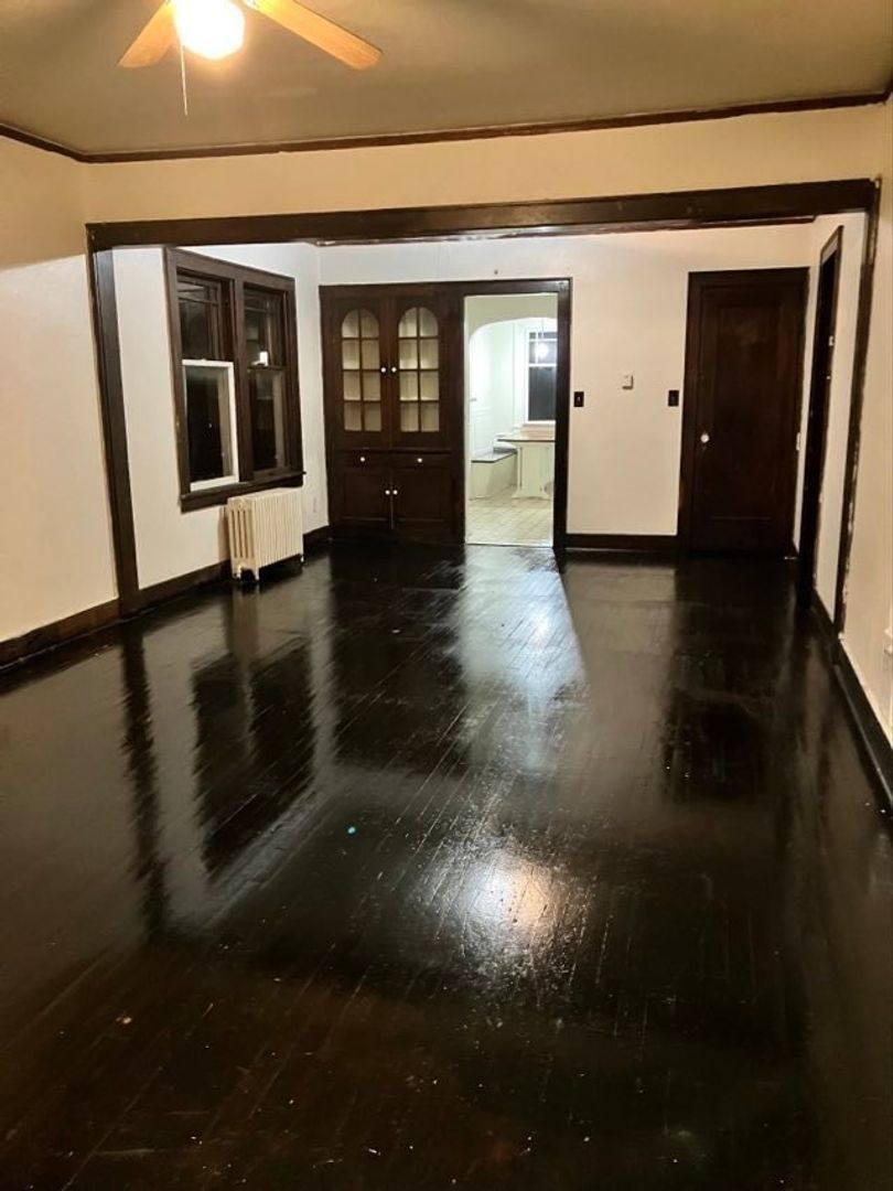 Apartment for rent at 913 W First St, Aberdeen, WA 98520
