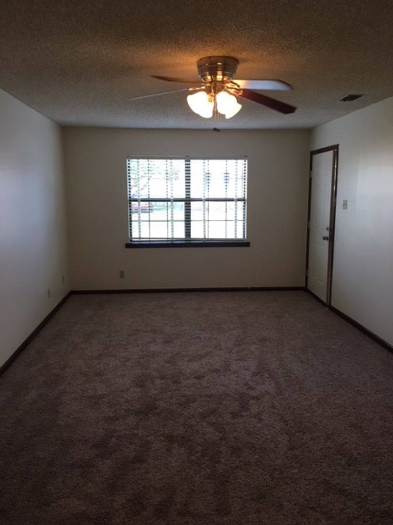 Apartment for rent at 1755 Poplar St #B, Valdosta, GA 31601