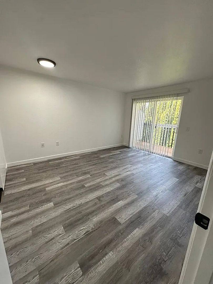 Apartment for rent at 230-282 SE Evans St, McMinnville, OR 97128